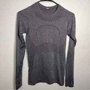 Lululemon T Shirt 10 Gray Ice Swiftly Tech Long Sleeve Crew Stretch Gym Run